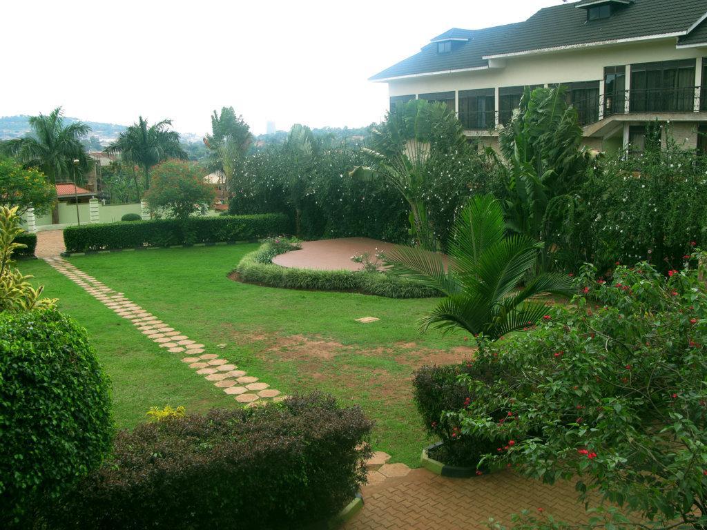Arch And 3* Kampala